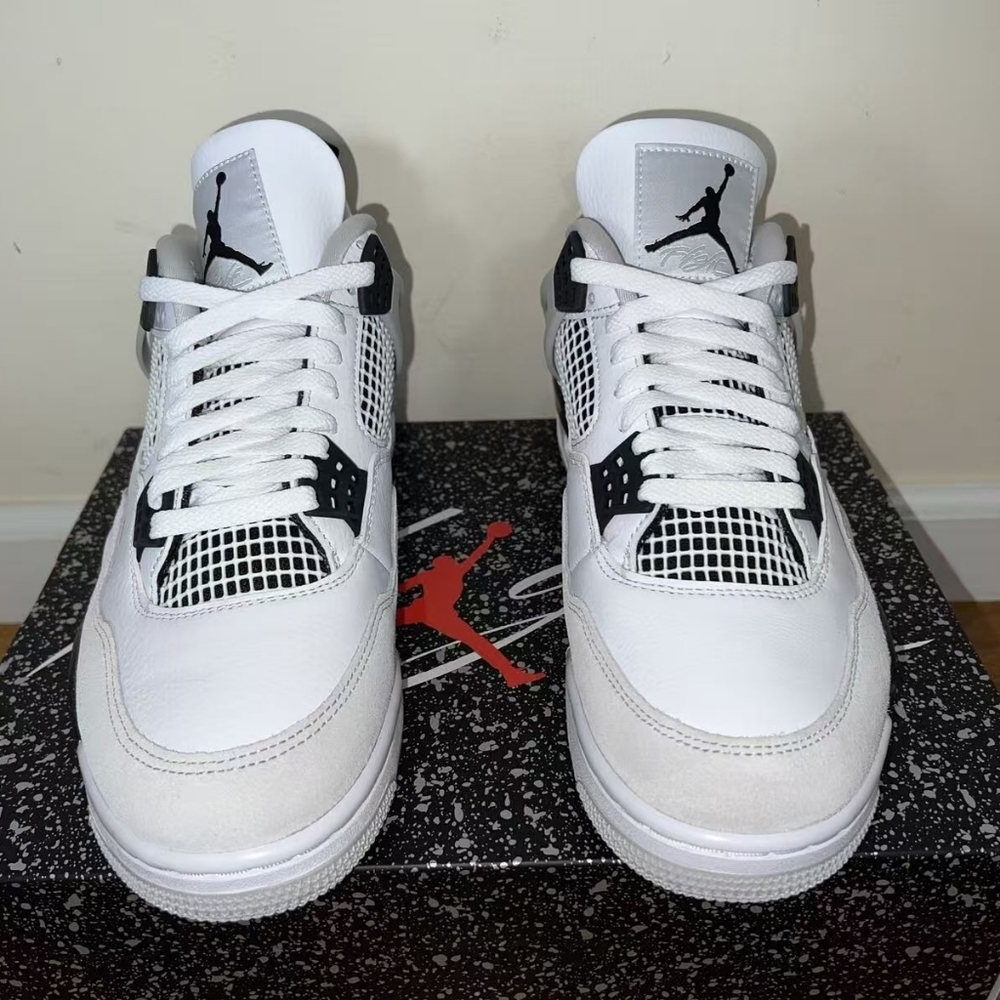 New - Air Jordan 4 Retro Military Black - Picture 2 of 5